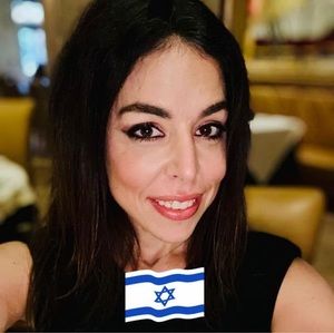 Meet your Posher, Jen